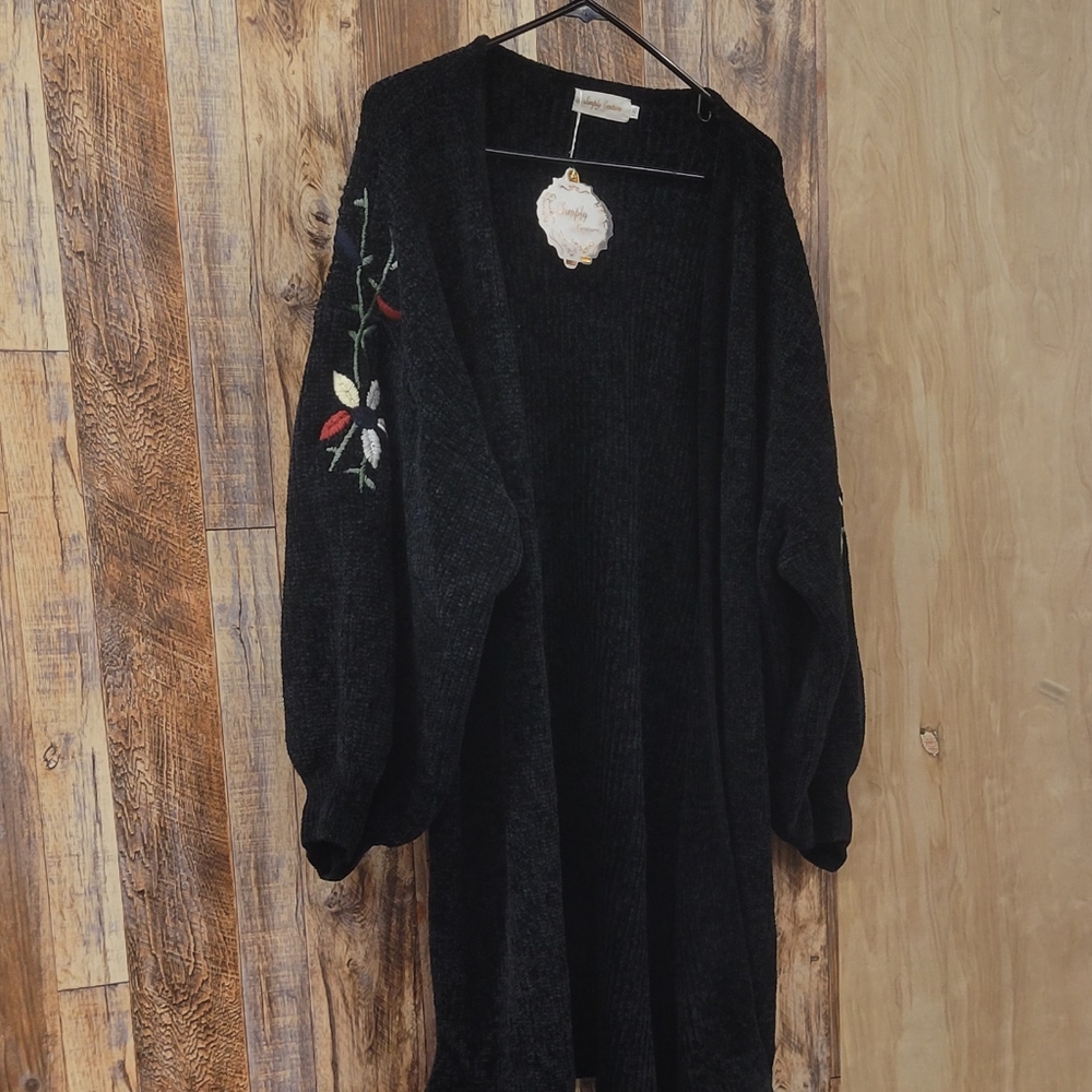 Chanelle Simply Couture 3XL Black Floral Long Sleeve Shrug